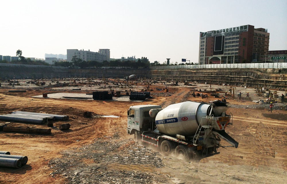 康利國(guó)際物聯(lián)港樁基開(kāi)工