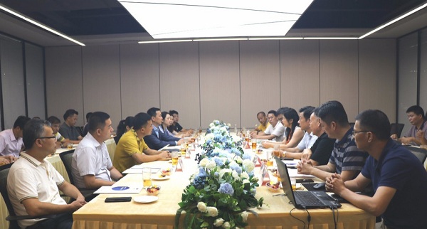 橫崗街道工商聯(lián)（商會(huì)）領(lǐng)導(dǎo)、企業(yè)家蒞臨康利城考察